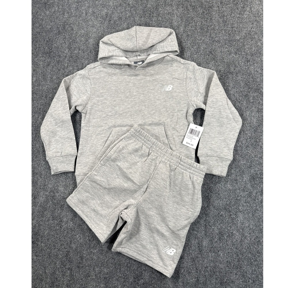 New Balance Boys Sizeā 7 2PC Gray Fleece NB Logo Hoodie Short Set NWT